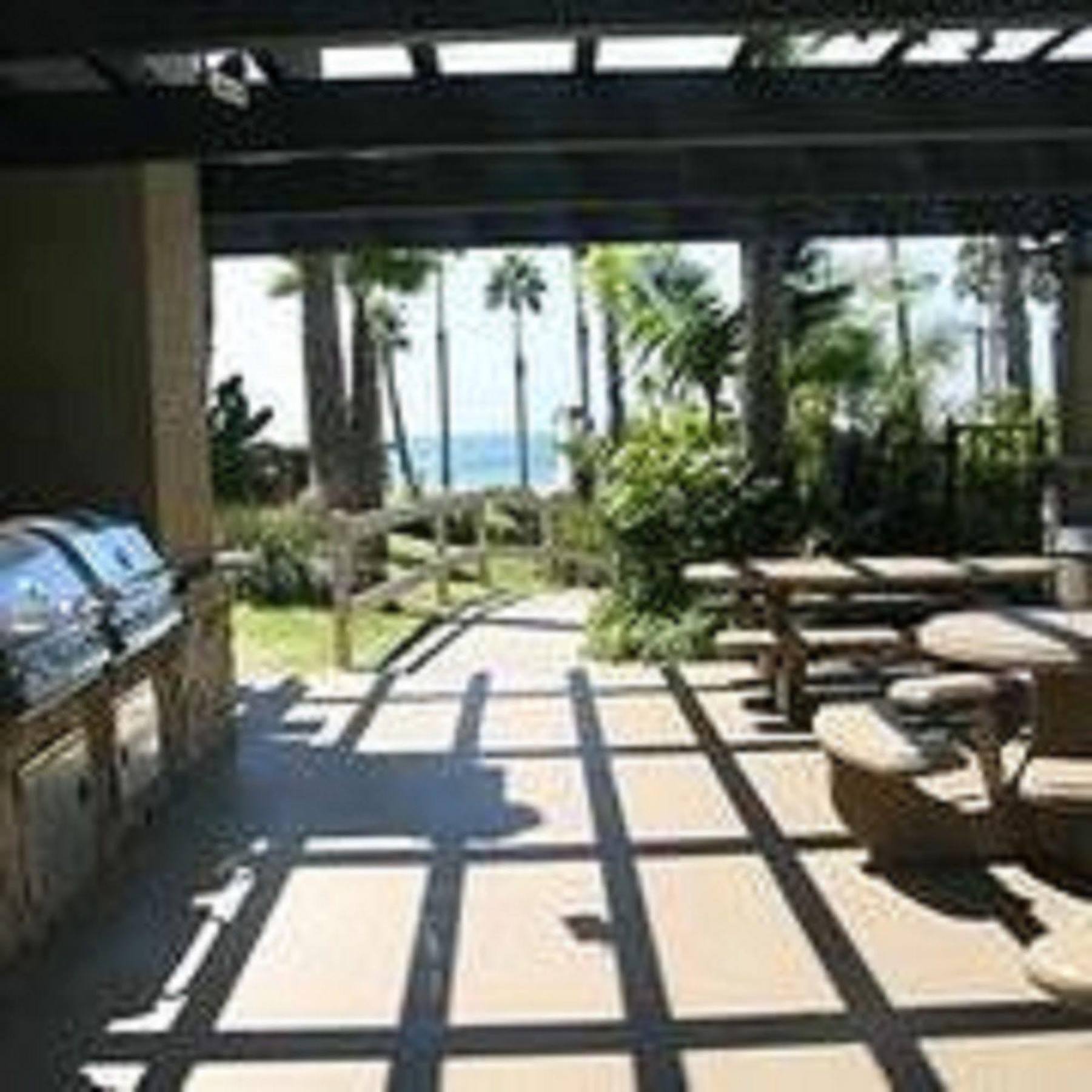 Oceanview Retreat - Steps To The Beach And 2 Pools Оушенсайд Экстерьер фото